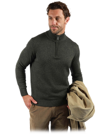 JHK61 1/4 Zip Olive Marle CottonBlend

Our quarter zip jumper is knitted in blended shades of charcoal and grey giving a luxurious textured feel. DETAILS: Quarter zip neck opening Hidden contrast nec…

$129.00 AUD