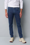 This denim in pleasantly soft organic cotton stands out with its exciting multicolour stitching. Thanks to the dark fabric, this playful detail is shown to its best advantage. In a slim fit and with individually hand-applied special effects, these denims will enhance both your business outfit and your leisure look. The super-stretch fabric provides maximum freedom of movement and the highest level of comfort. Made in a 100% climate neutral manner, FAIRLY & responsibly in our own European production faciliti