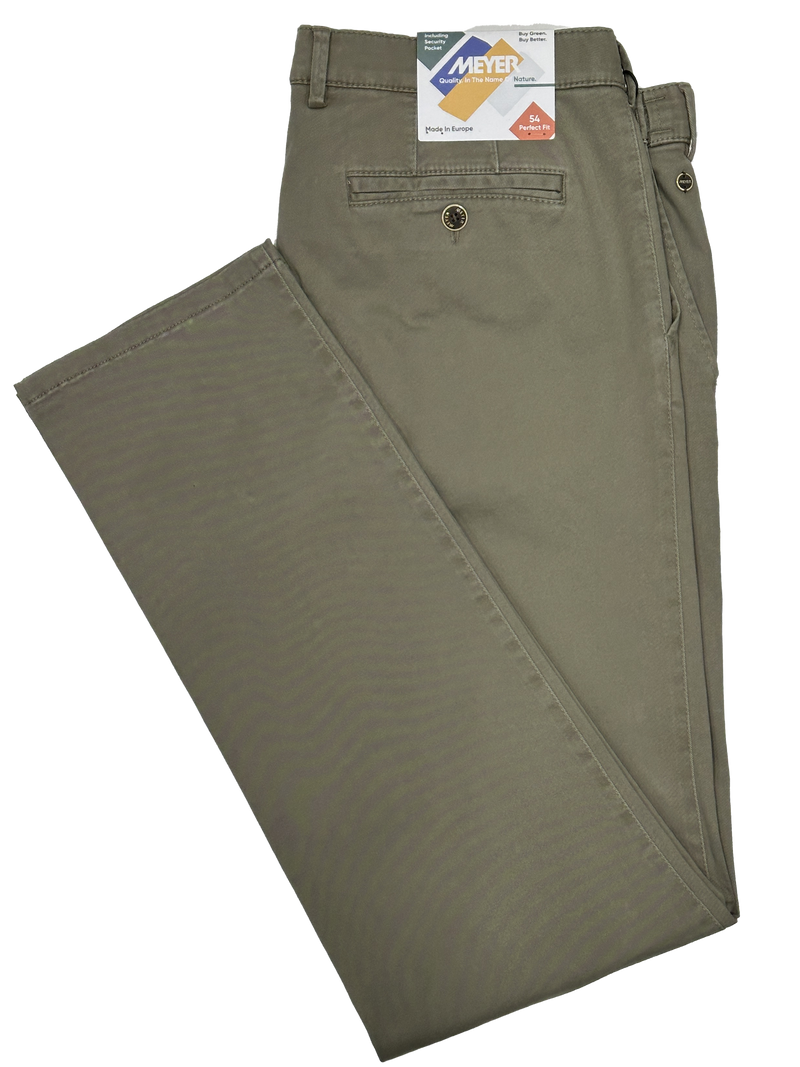 Oslo Chino Now Availabe at Harrys for Menswear 